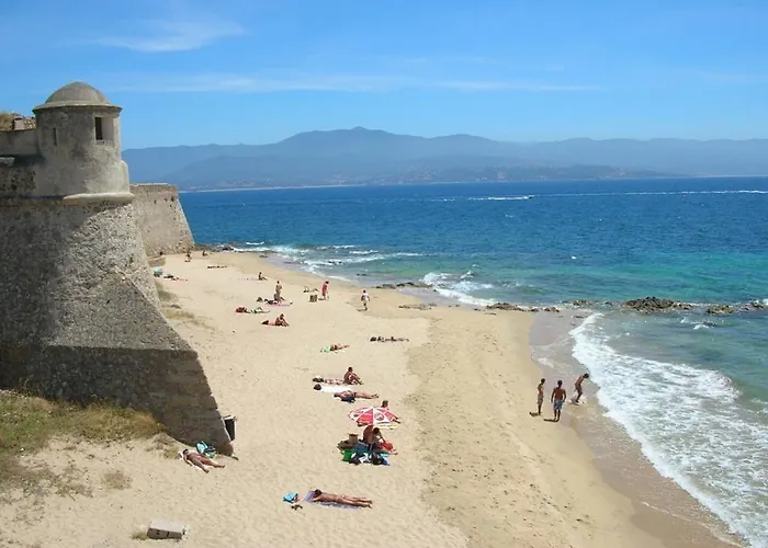 T4 Terrasses Vieille Ville, Apartment Ajaccio (Corsica)